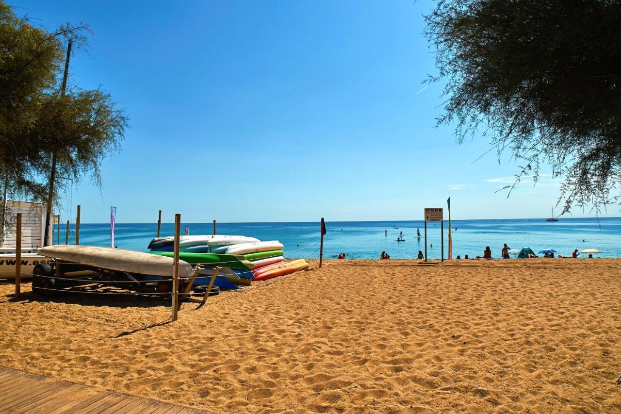 Can Mir Badalona Esterno foto